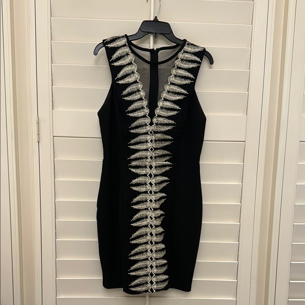 Black Sleeveless Dress with Leaf Embellishments Size: L